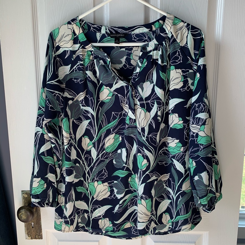 Banana Republic navy floral blouse